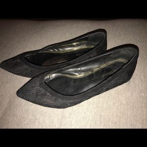 Lane Bryant Black Lace Flats size 10 W